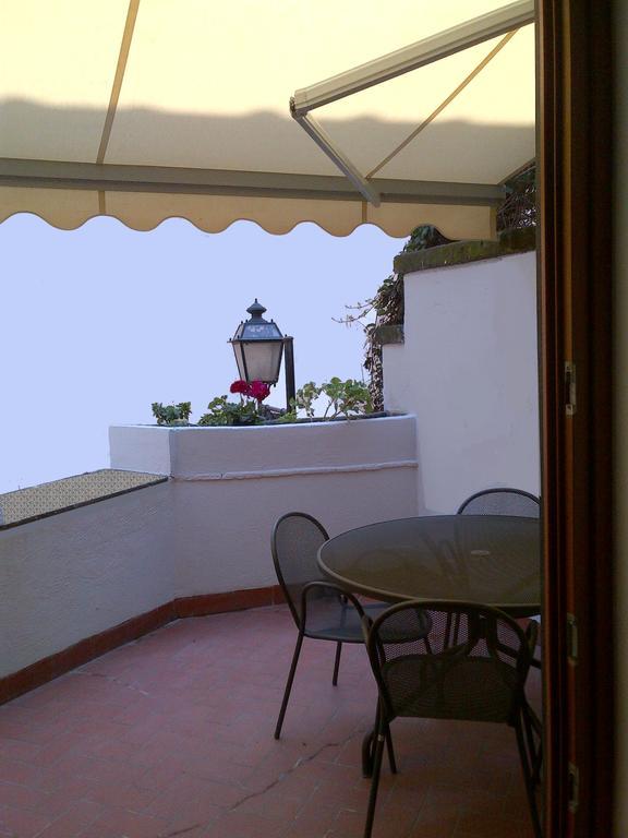 Il Pozzo Lägenhet Sorrento Rum bild